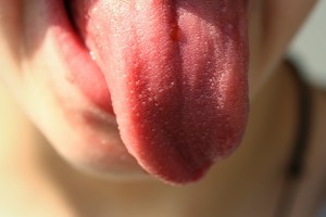 滑舌が悪いのは舌が長いから？