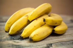 bananas-1354785_640　バナナ　フルーツ　果物