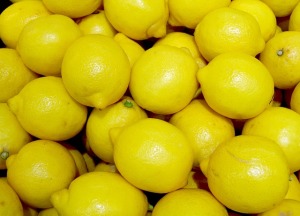 レモン水のダイエット効果は信じていいの？