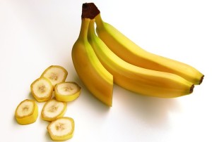 食事の前にバナナを食べる！