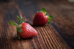 strawberries-1324858_640